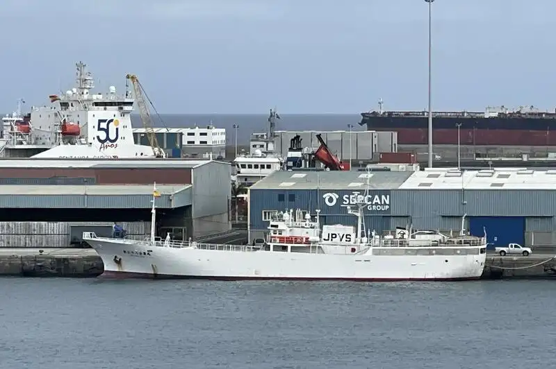 Trawler zu verkaufen