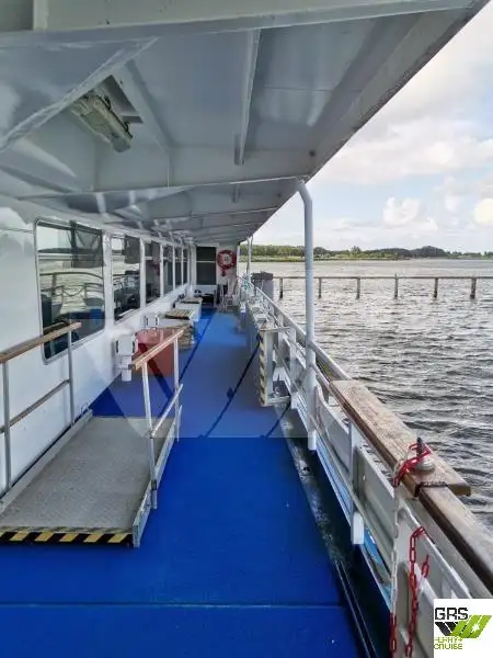 Kreuzfahrtschiff zu verkaufen