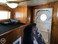Trawler zu verkaufen