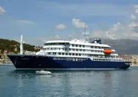 Kreuzfahrtschiff zu verkaufen