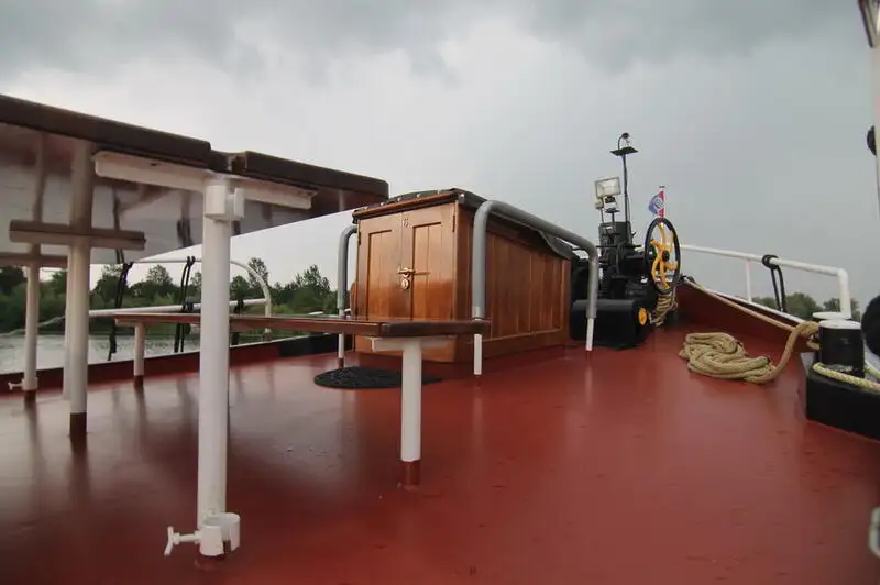 Kreuzfahrtschiff zu verkaufen