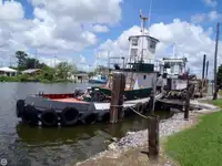 Schleppboot zu verkaufen
