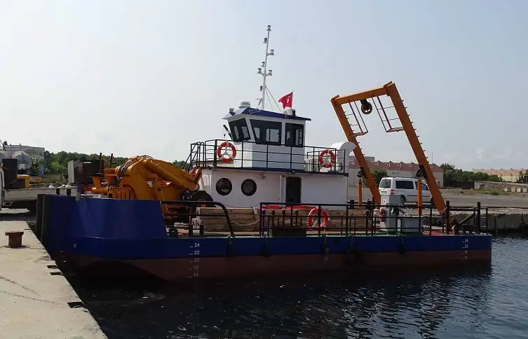 Schleppboot zu verkaufen