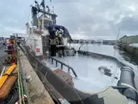 Kranboot zu verkaufen