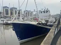 Trawler zu verkaufen