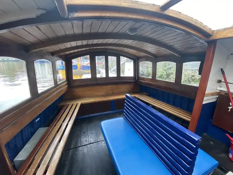 Fährschiff zu verkaufen