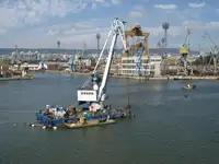 Kranboot zu verkaufen
