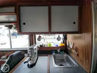 Rettungsboot zu verkaufen