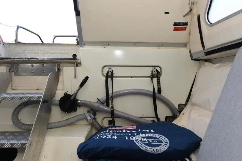 Patrouillenboot zu verkaufen