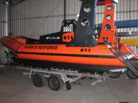 Rettungsschiff zu verkaufen