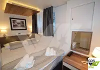 Kreuzfahrtschiff zu verkaufen