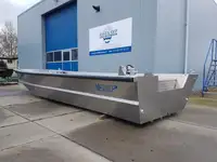 Landungsboot, Tank zu verkaufen