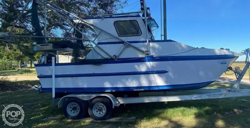 Trawler zu verkaufen