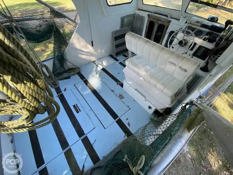 Trawler zu verkaufen