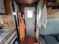 Rettungsboot zu verkaufen