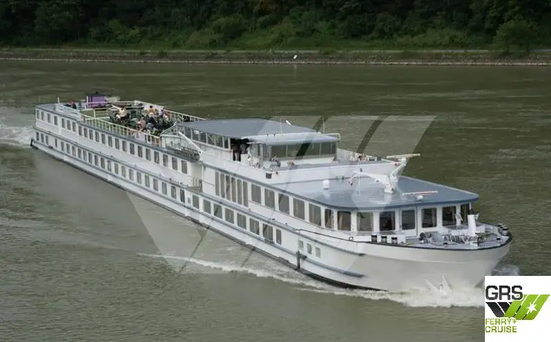 Kreuzfahrtschiff zu verkaufen