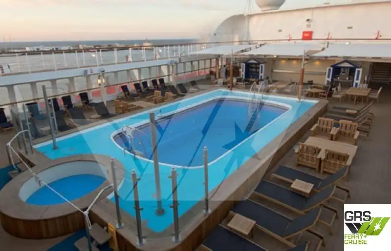 Kreuzfahrtschiff zu verkaufen