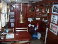 Feuerlöschboot zu verkaufen