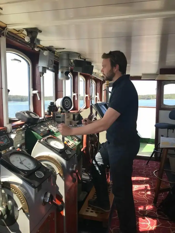 Kreuzfahrtschiff zu verkaufen