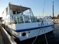 Kreuzfahrtschiff zu verkaufen