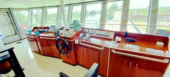 Landungsboot, Tank zu verkaufen