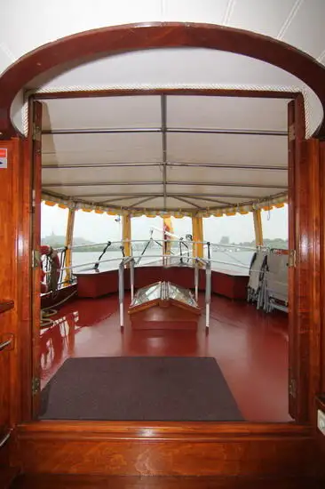 Kreuzfahrtschiff zu verkaufen