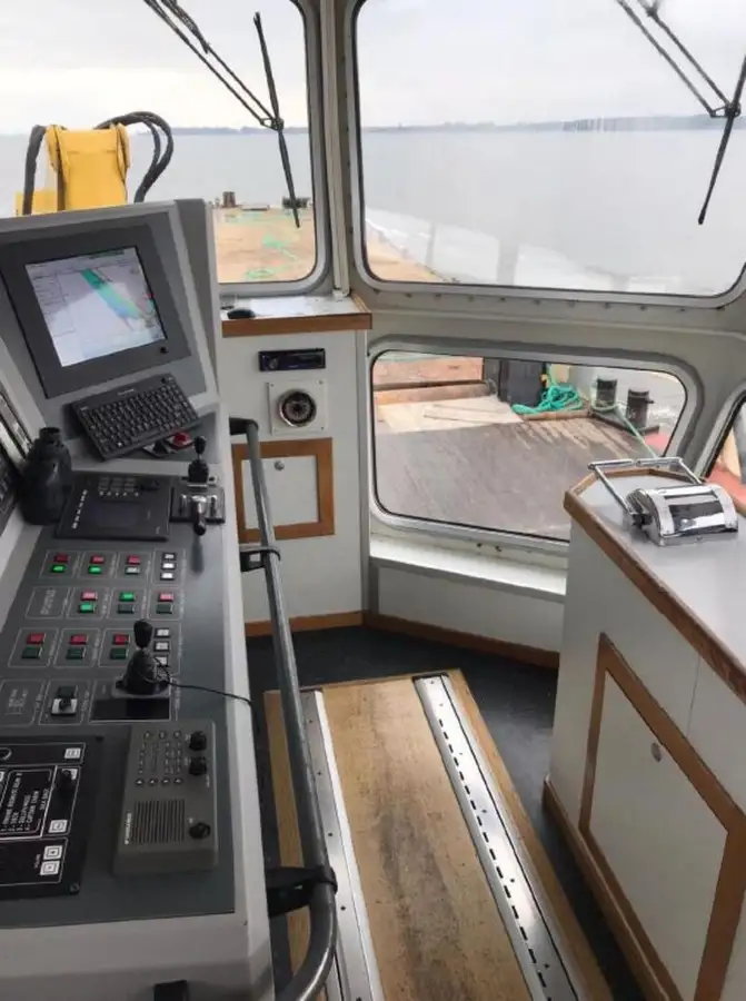 Schleppboot zu verkaufen