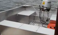 Arbeitsboote zu verkaufen