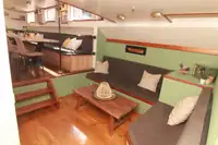 Schwimmendes Hotel zu verkaufen