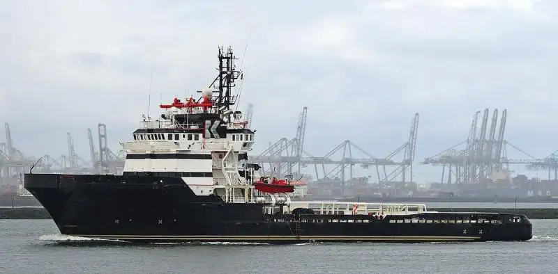 Schleppboot zu verkaufen