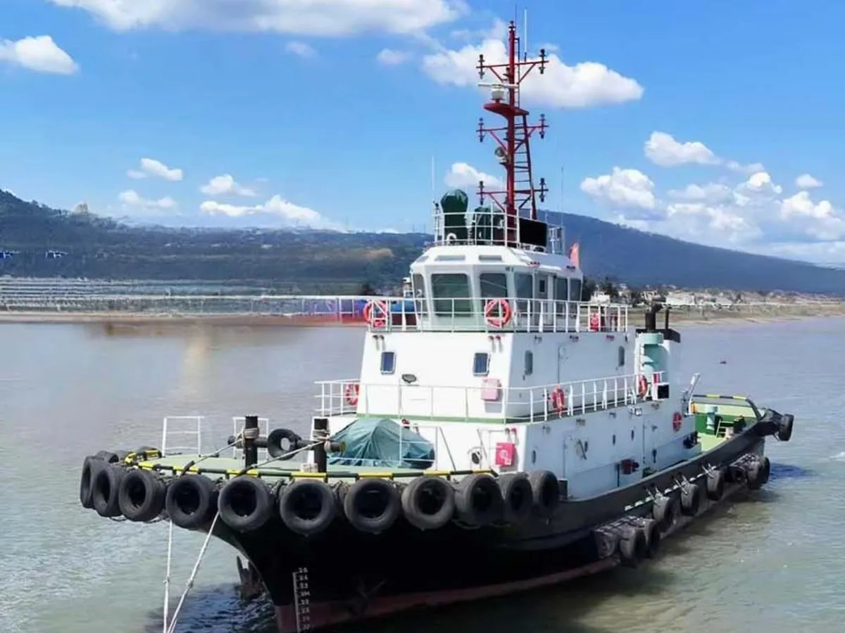 Schleppboot zu verkaufen