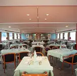 Schwimmendes Hotel zu verkaufen