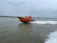 Festrumpf-Schlauchboot zu verkaufen