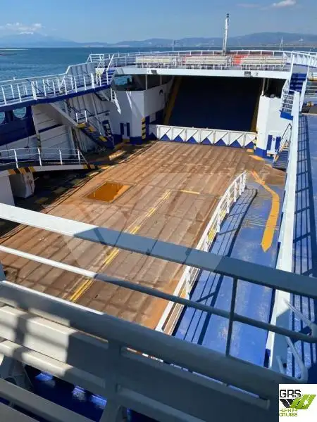 Ro-Ro-Schiff zu verkaufen