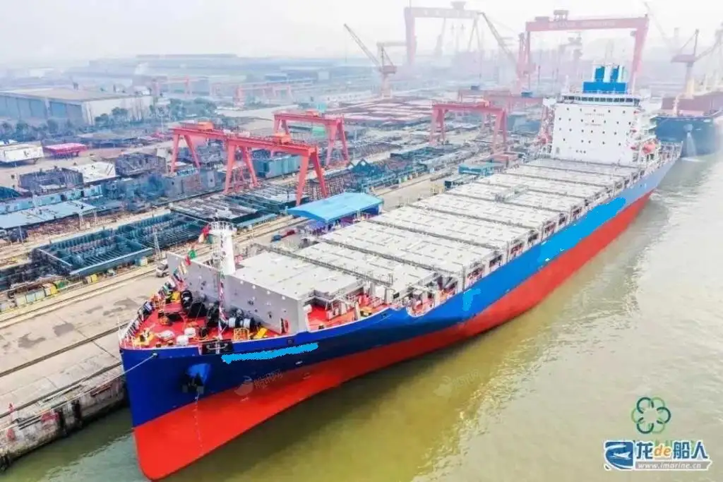 Containerschiff zu verkaufen