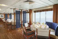 Kreuzfahrtschiff zu verkaufen