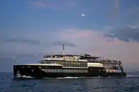 Kreuzfahrtfähre zu verkaufen