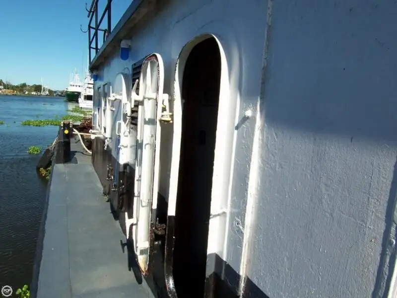 Schleppboot zu verkaufen