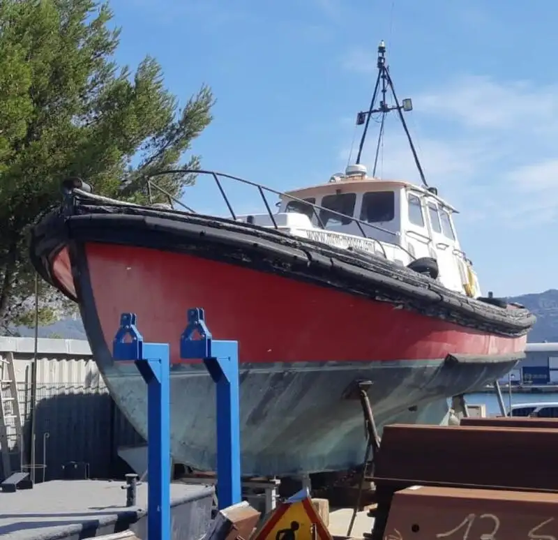 Lotsenboot zu verkaufen