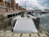 Containerschiff zu verkaufen