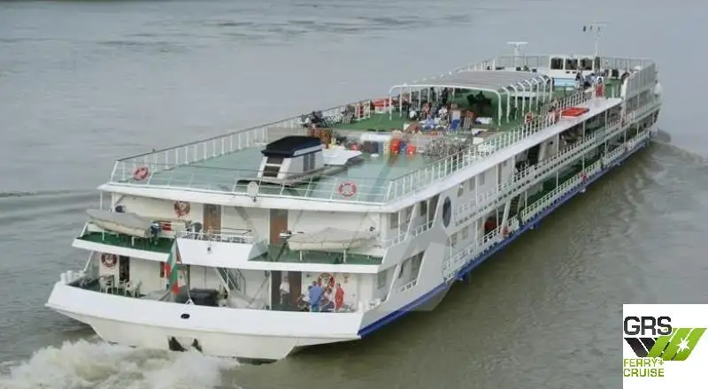 Kreuzfahrtschiff zu verkaufen