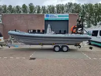 Festrumpf-Schlauchboot zu verkaufen