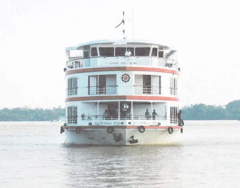 Kreuzfahrtschiff zu verkaufen