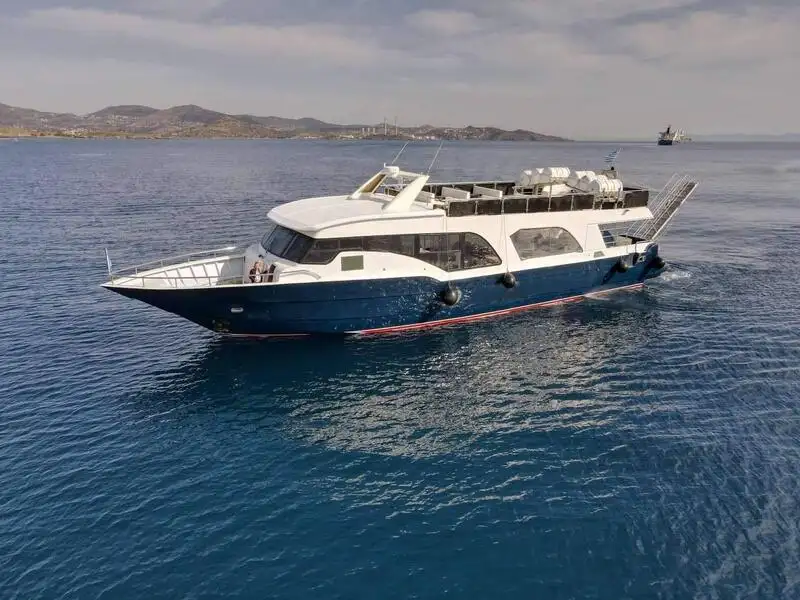 Passagierschiff zu verkaufen