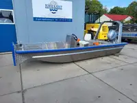 Arbeitsboote zu verkaufen