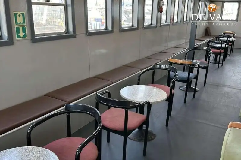 Fährschiff zu verkaufen