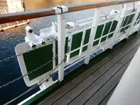 Kreuzfahrtschiff zu verkaufen