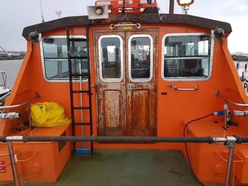 Rettungsboot zu verkaufen