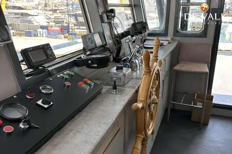 Fährschiff zu verkaufen