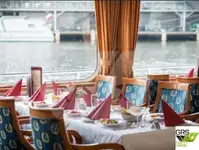 Kreuzfahrtschiff zu verkaufen